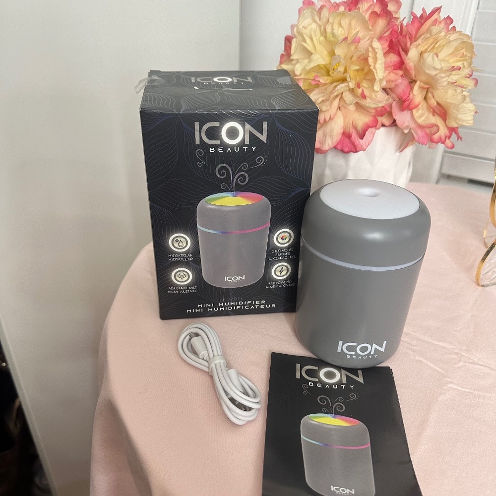 ICON Beauty - LED Mini Humidifier - Picture 8 of 9